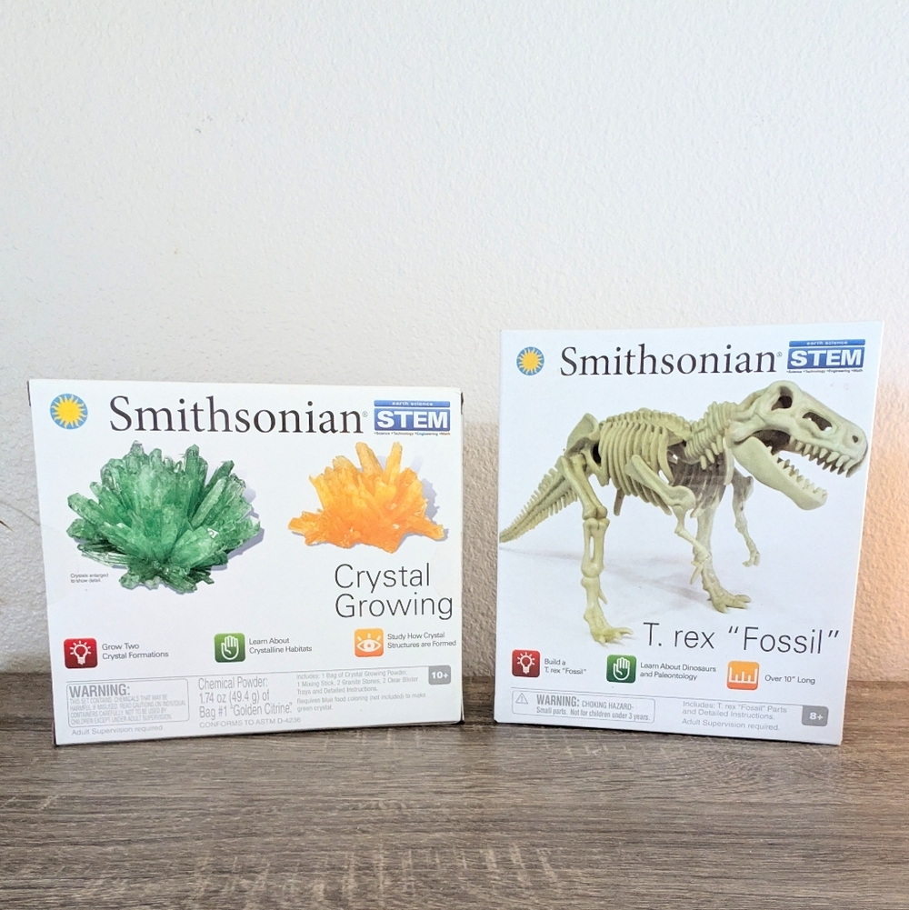 Set Of 2 Smithsonian Crystal Growing and T. rex Fossil Kits New
